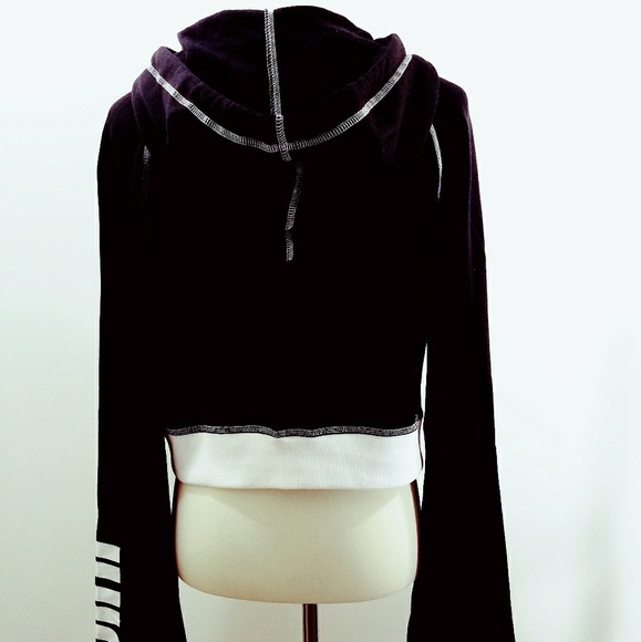 Juicy Couture black hoodie sweatshirt - Picture 2 of 5